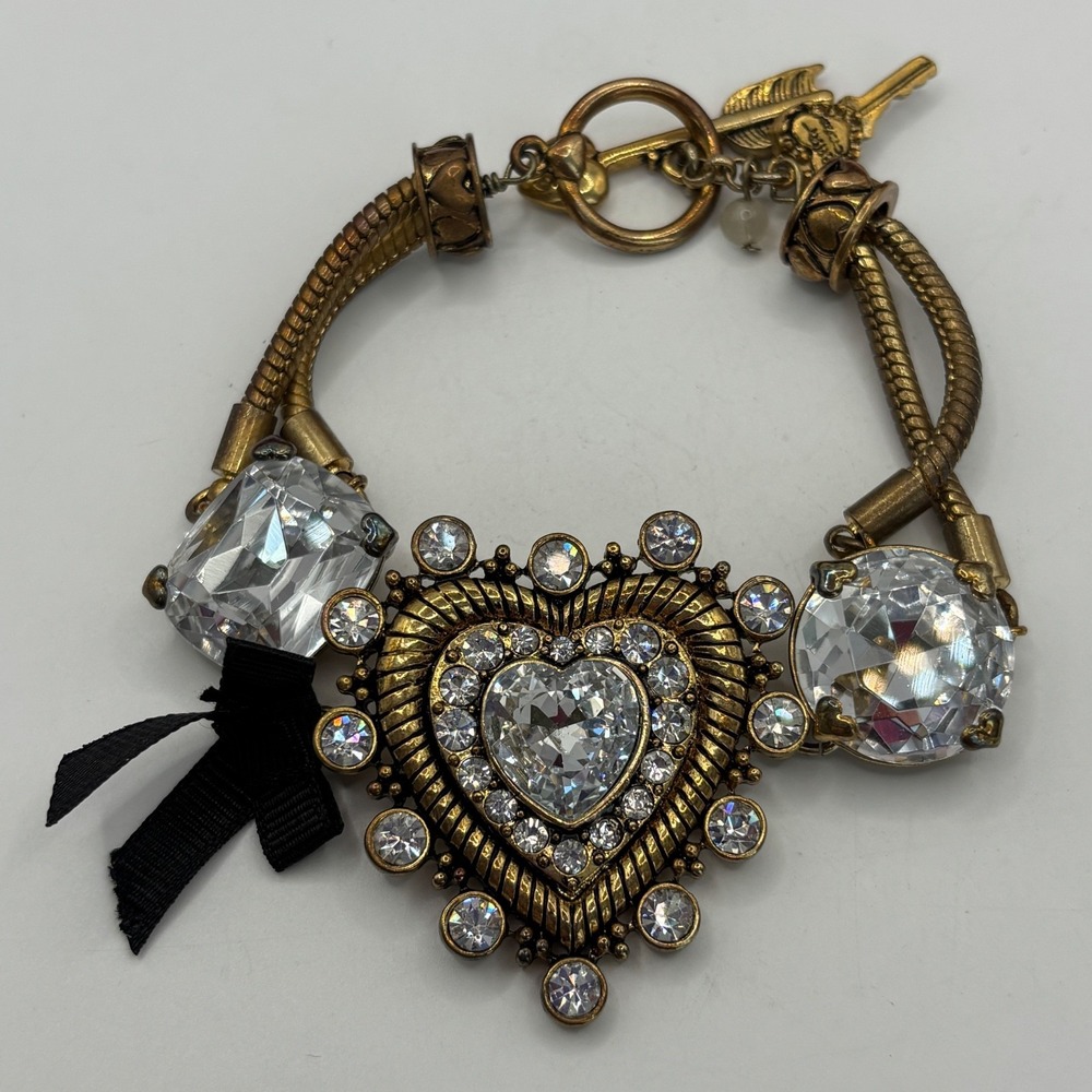 Vintage‎ Juicy Couture Heart Crystal Gold Tone Chain Bracelet Arrow Toggle
